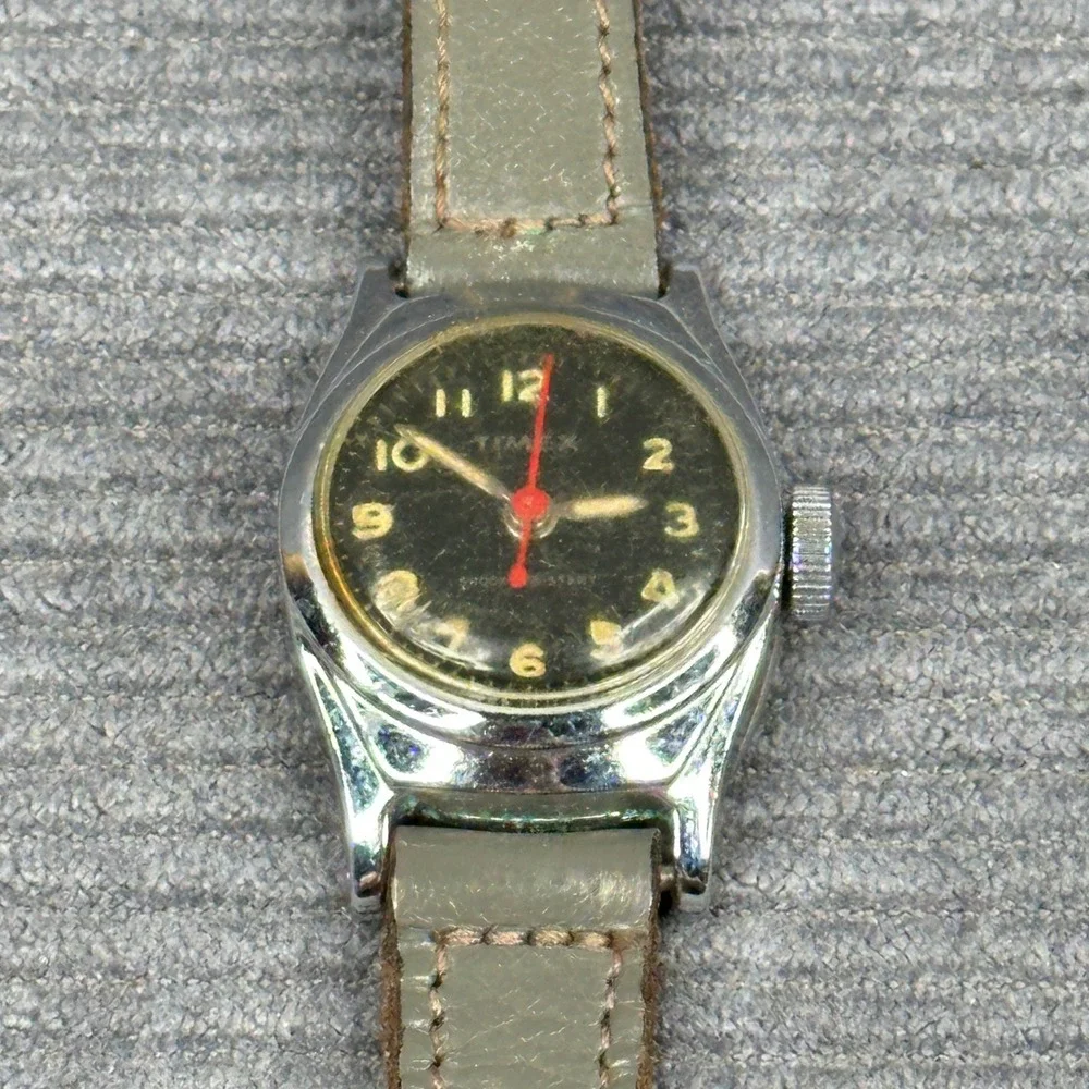 Vintage Timex Military Style Manual Wind Watch Black Dial Red Hand 10 M45